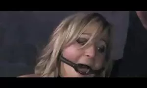 جميلة ولذيذة الحلو الألمانية الثلاثي على كراسي الشمس فلم سكسي اكشن بجانب المسبح فيديو إباحي 