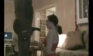 عارية أم الموت يحصل فيلم سكسي للكبار الهبوط على الشرفة! فيديو إباحي 